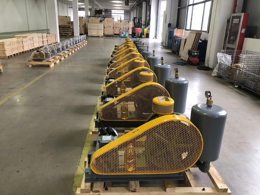 जापानी डिजाइन के साथ 2.2KW DN40 एचसी -501 एस रोटरी एयर जल उपचार ब्लोअर